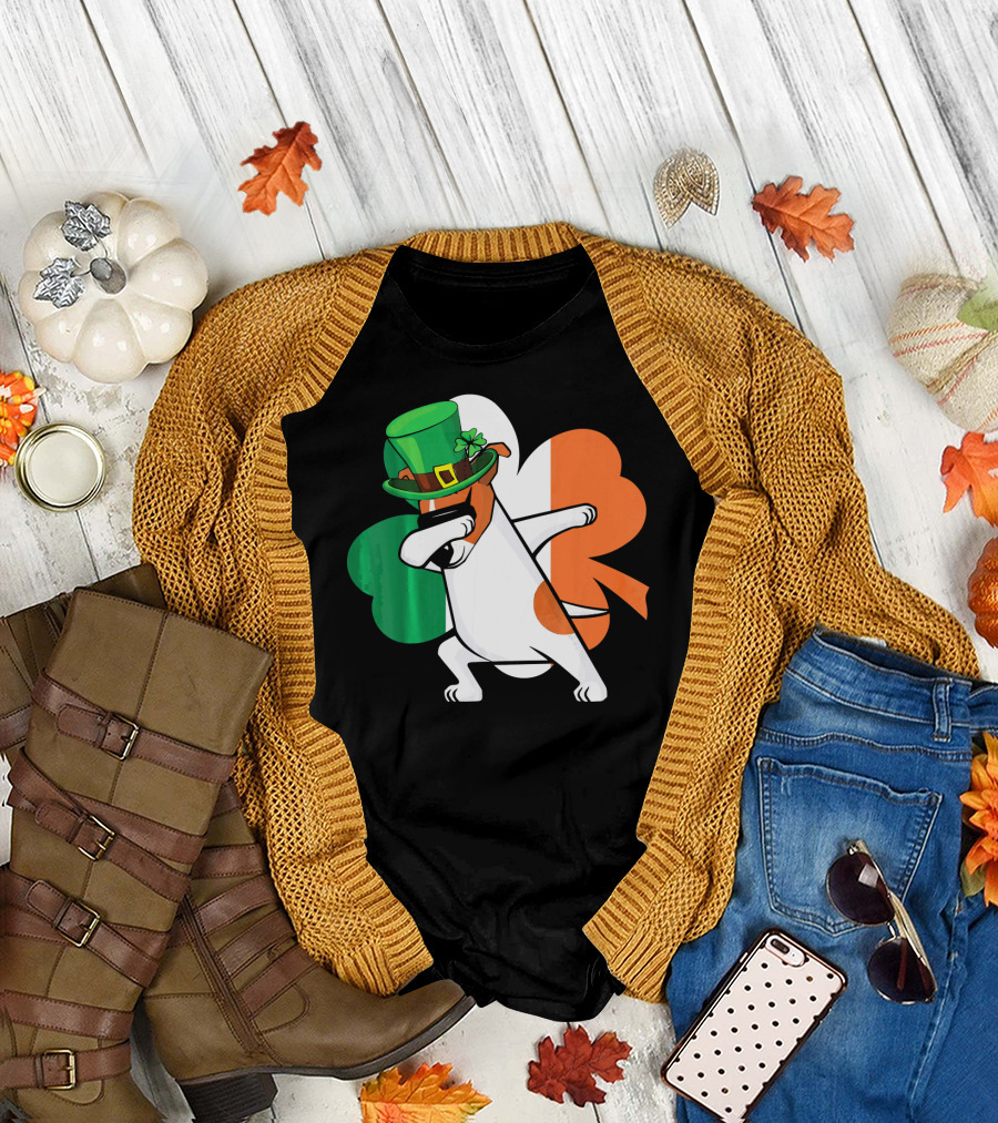 Dabbing Jack Russell Terrier Leprechaun Hat Shamrock Irish Flag St Patrick's Day T-Shirt
