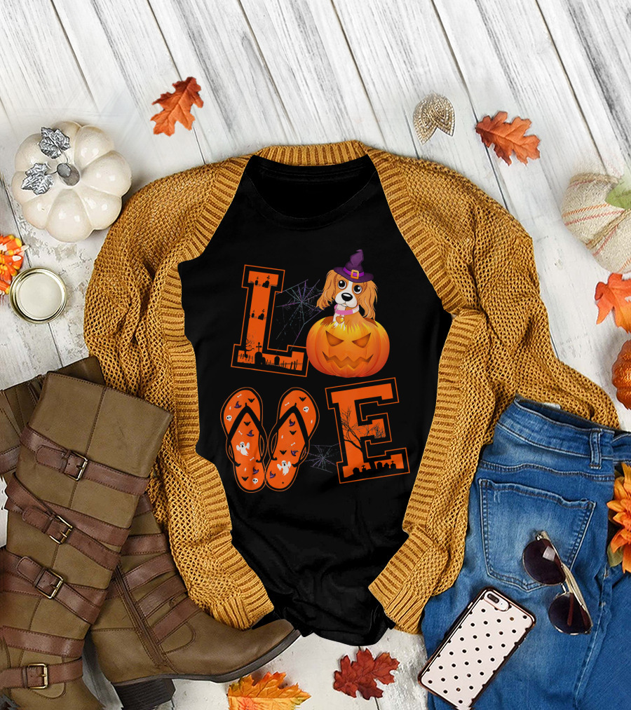 LOVE Cavalier King Charles Spaniel Halloween Pumpkin Witch Hat T-Shirt