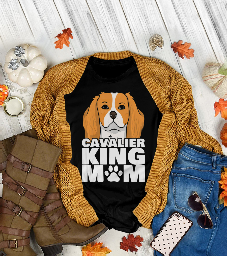 Cavalier King Mom T-Shirt