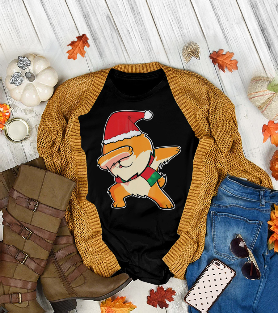Pomeranian Dog Santa Claus Hat Dabbing Dance Hip T-Shirt