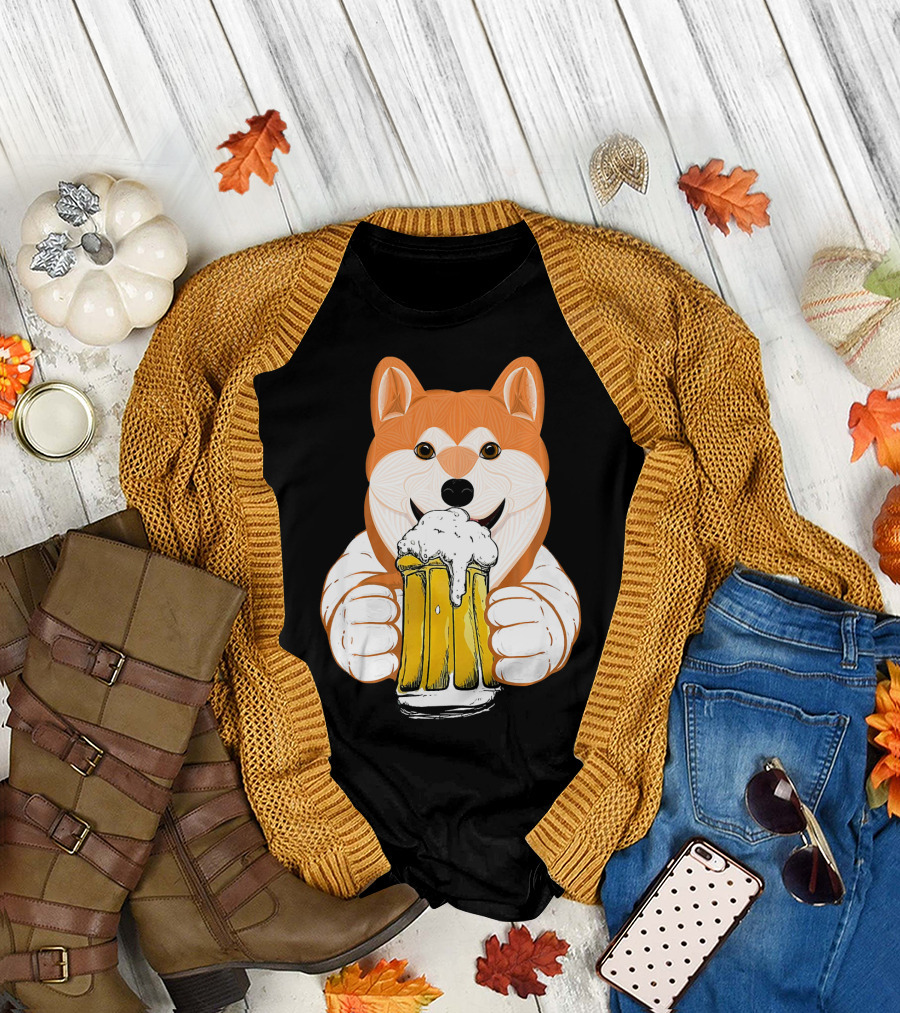 Funny Beer Drink Beer Pet My Aki Dog Holding Beer Mug T-Shirt