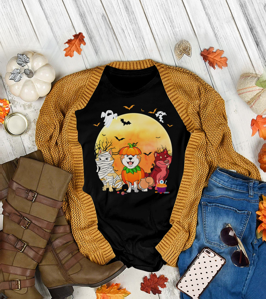 Akita Inu Dog Mummy Pumpkin Devil Halloween Ghosts Bats Cupcake T-Shirt