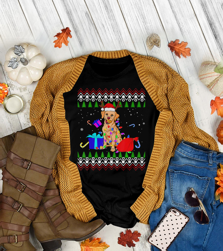 Labrador Retriever Santa Hat Reindeer Antlers Christmas Lights Gifts Candy Canes Snowflakes T-Shirt