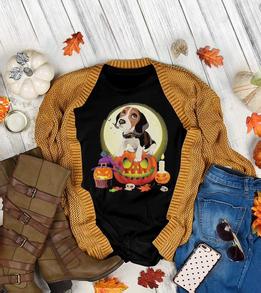 Beagle Halloween Funny Pumpkin with Jack-o'-Lantern and Candy T-Shirt