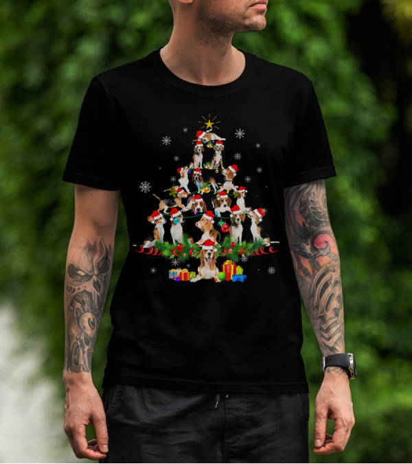 Beagle Dogs Christmas Tree Lights Santa Hats Snowflakes Presents T-Shirt