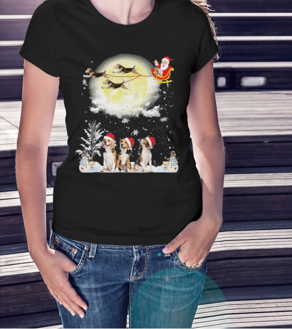 Santa's Sleigh With Beagle Reindeer And Christmas Dogs T-Shirt
