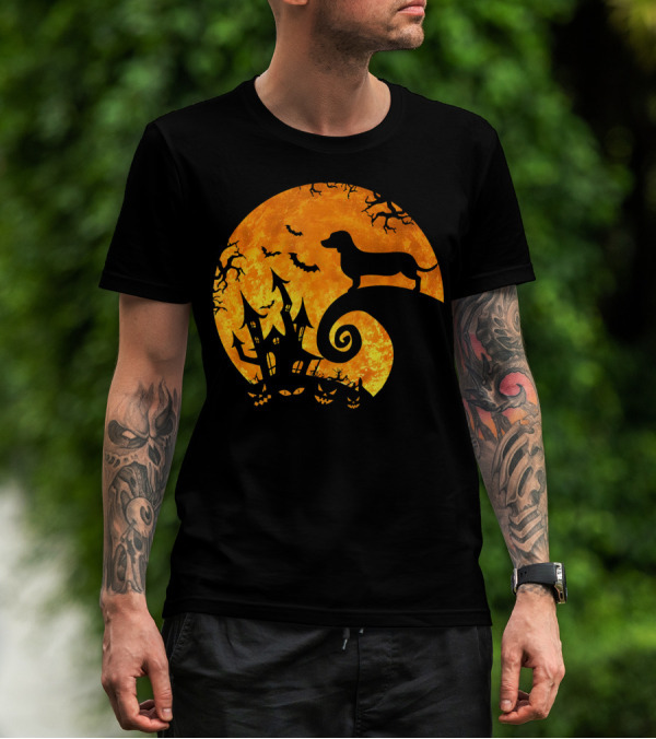 Halloween Full Moon Dachshund Nightmare Scene T-Shirt