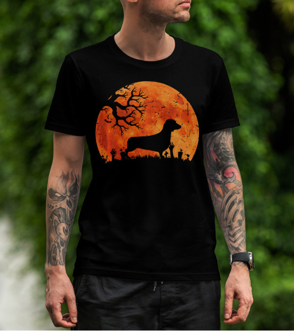 Funny Halloween Dachshund Weenie Costume Silhouette Against Creepy Full Moon T-Shirt