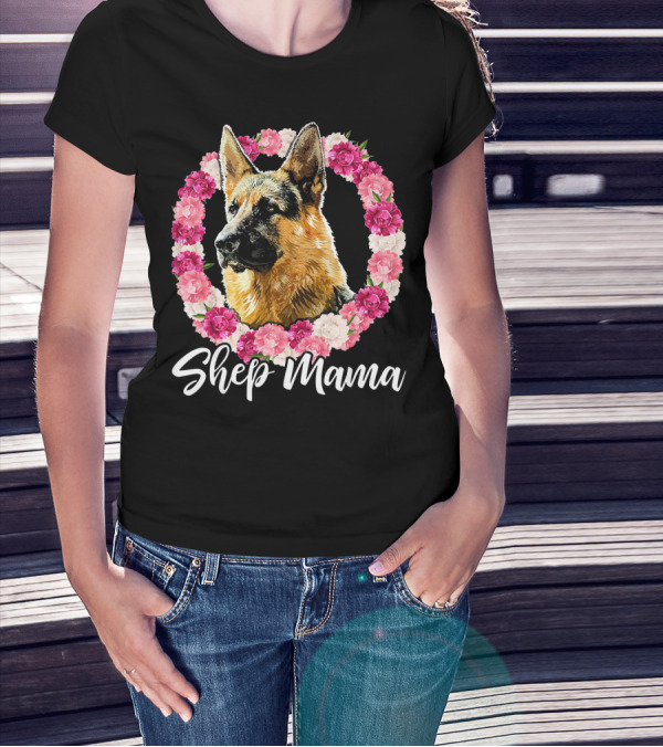 Shep Mama Floral German Shepherd Mama Roses Wreath T-Shirt