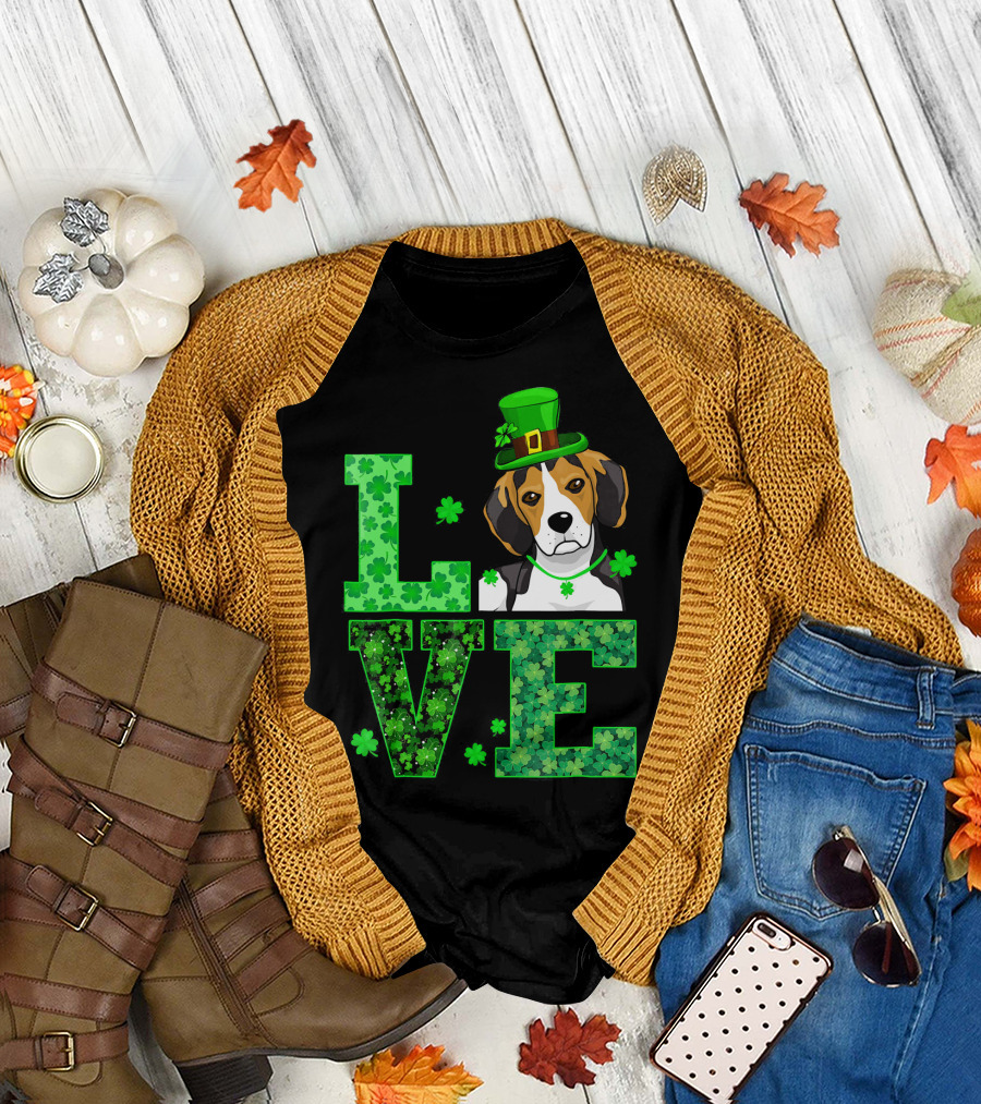 Love Beagle St Patrick Day Clover Hat T-Shirt