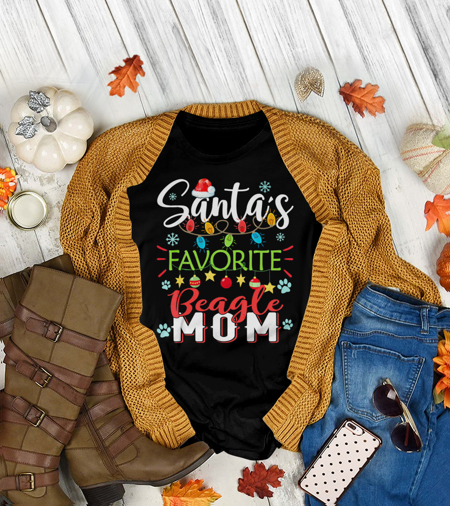 Santa's Favorite Beagle Mom Christmas Lights Paw Prints T-Shirt