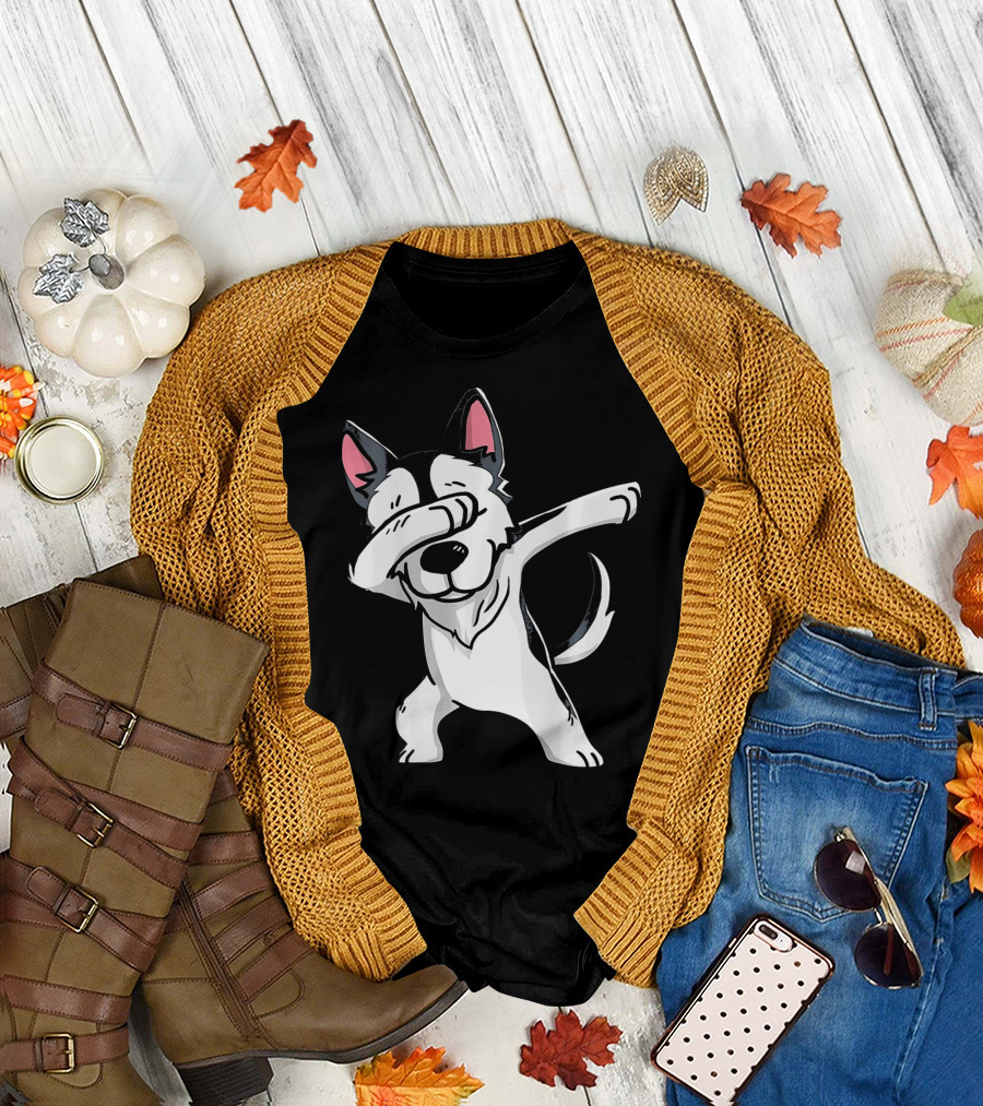 Siberian Husky Dabbing Dance Pose T-Shirt