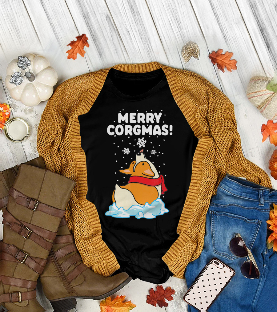 Merry Corgmas Corgi Snowflakes Red Scarf Winter Scene T-Shirt