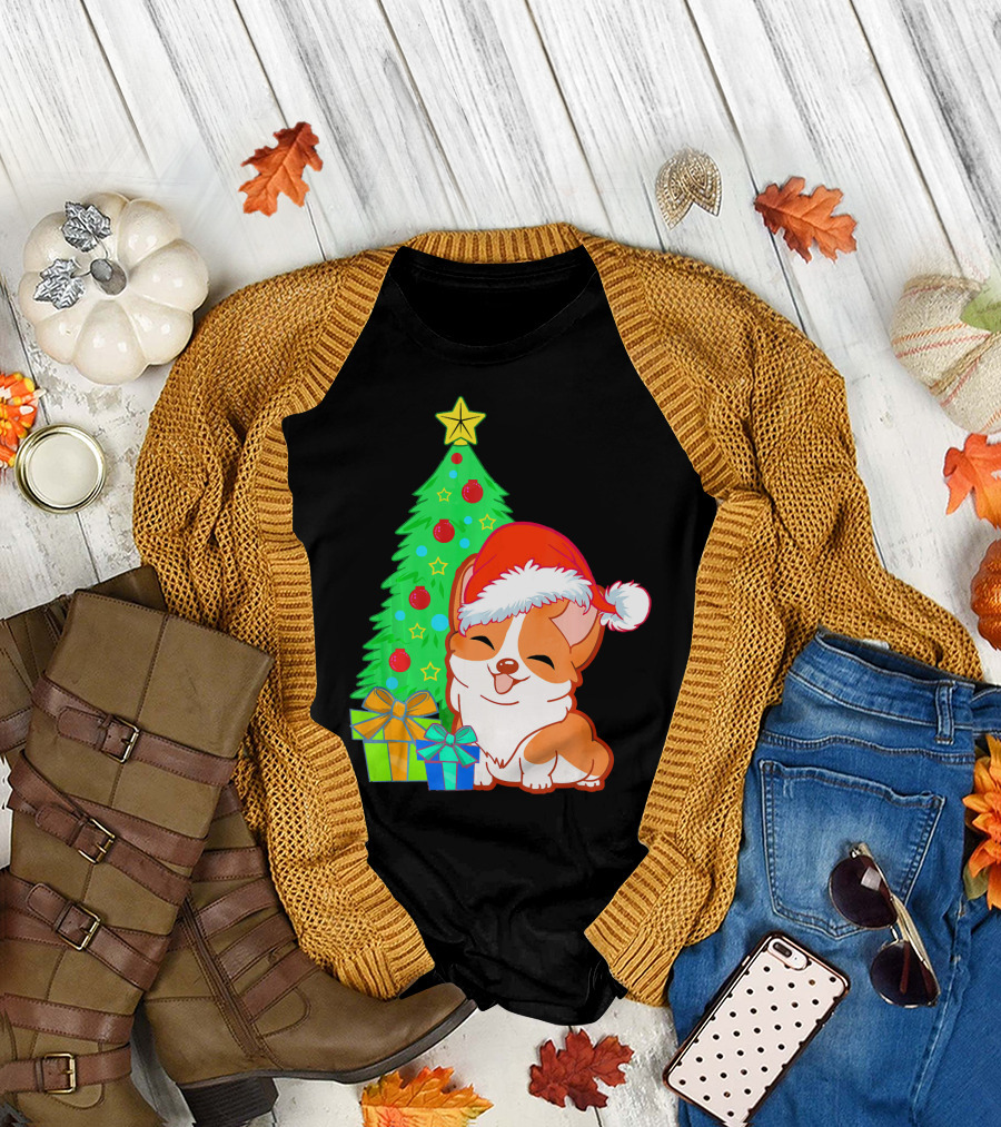 Cute Corgi Dog Santa Christmas Tree and Presents T-Shirt
