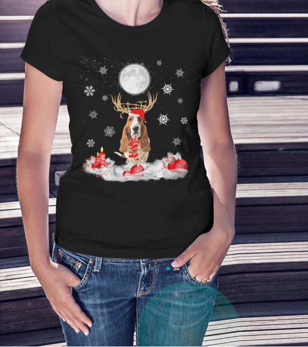 Cute Basset Hound Dog Merry Christmas Antlers Snowflakes Candle Moon T-Shirt