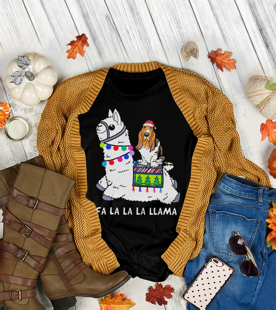 Fa La La La Llama Basset Hound Christmas Santa Hat T-Shirt