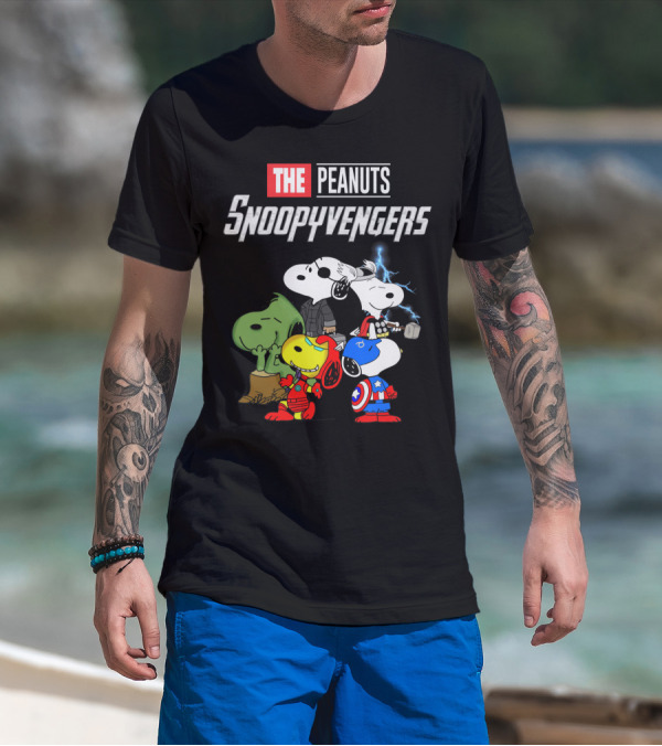 The Peanuts Snoopyvengers Marvel Avengers Endgame Crossover With Snoopy As Iron Man Captain America Thor Hulk Black Widow T-Shirt