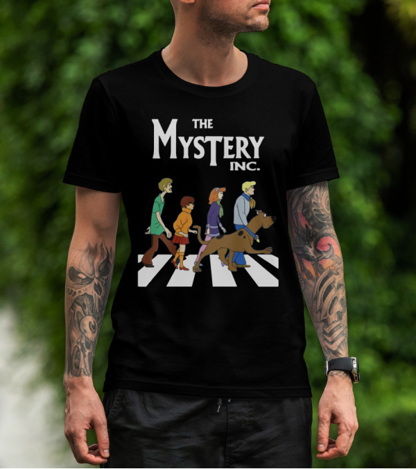 The Mystery Inc. Scooby Doo Abbey Road Walking Classic T-Shirt