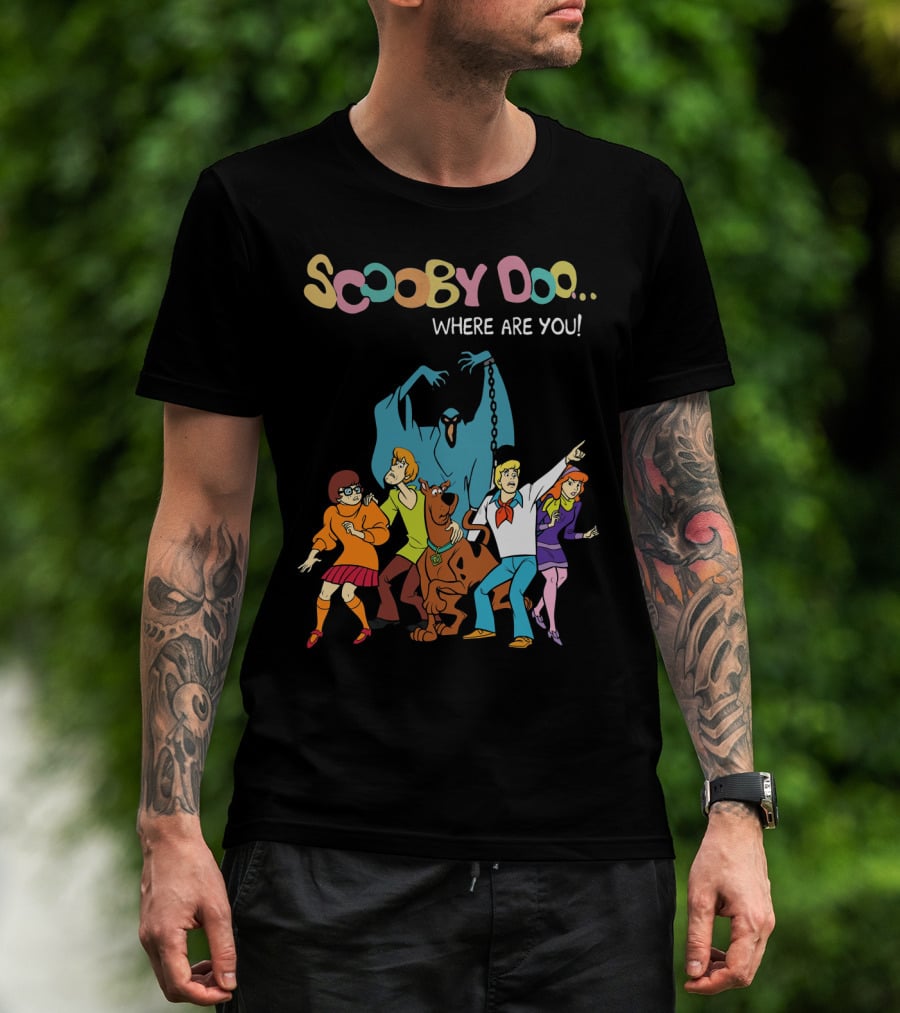 Scooby Doo Where Are You Group And Phantom Scene T-Shirt