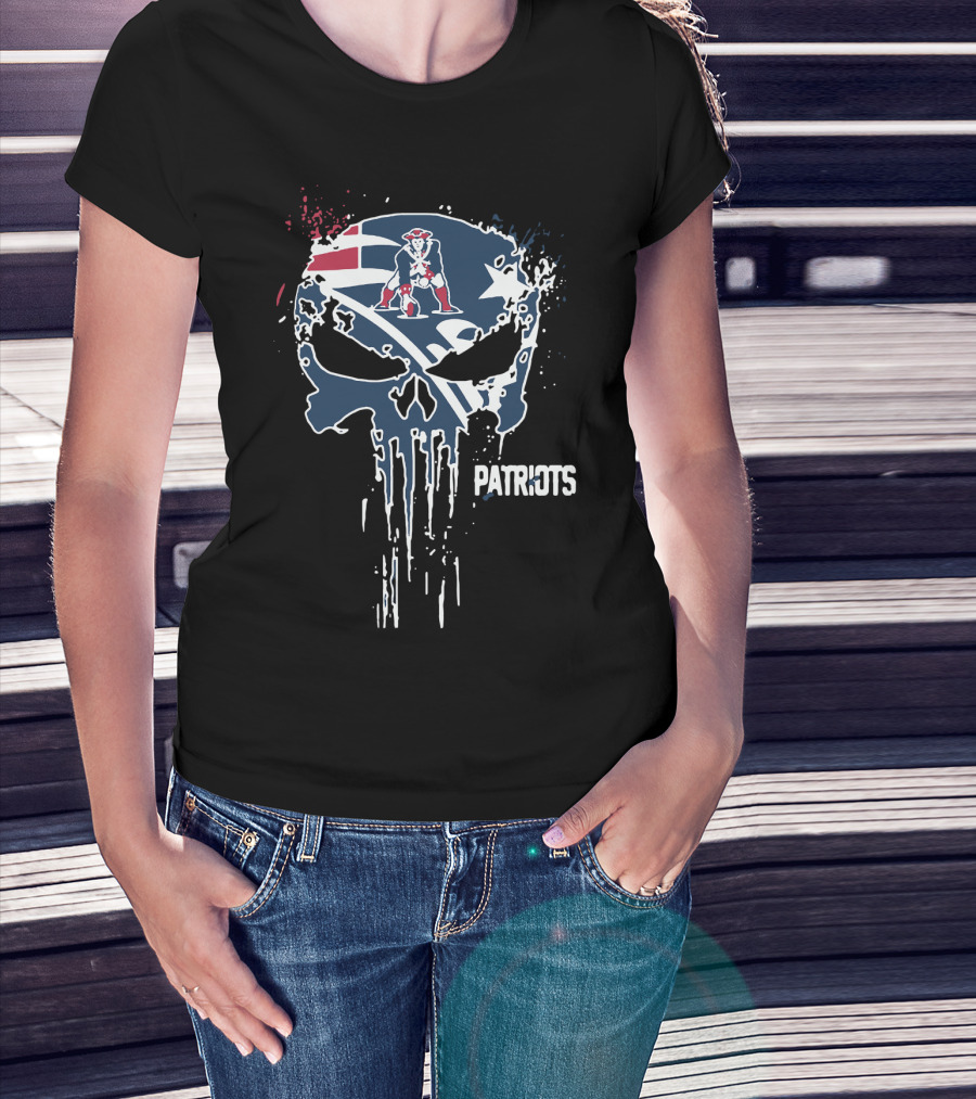 New England Patriots Skull Flag Logo With Patriots T-Shirt