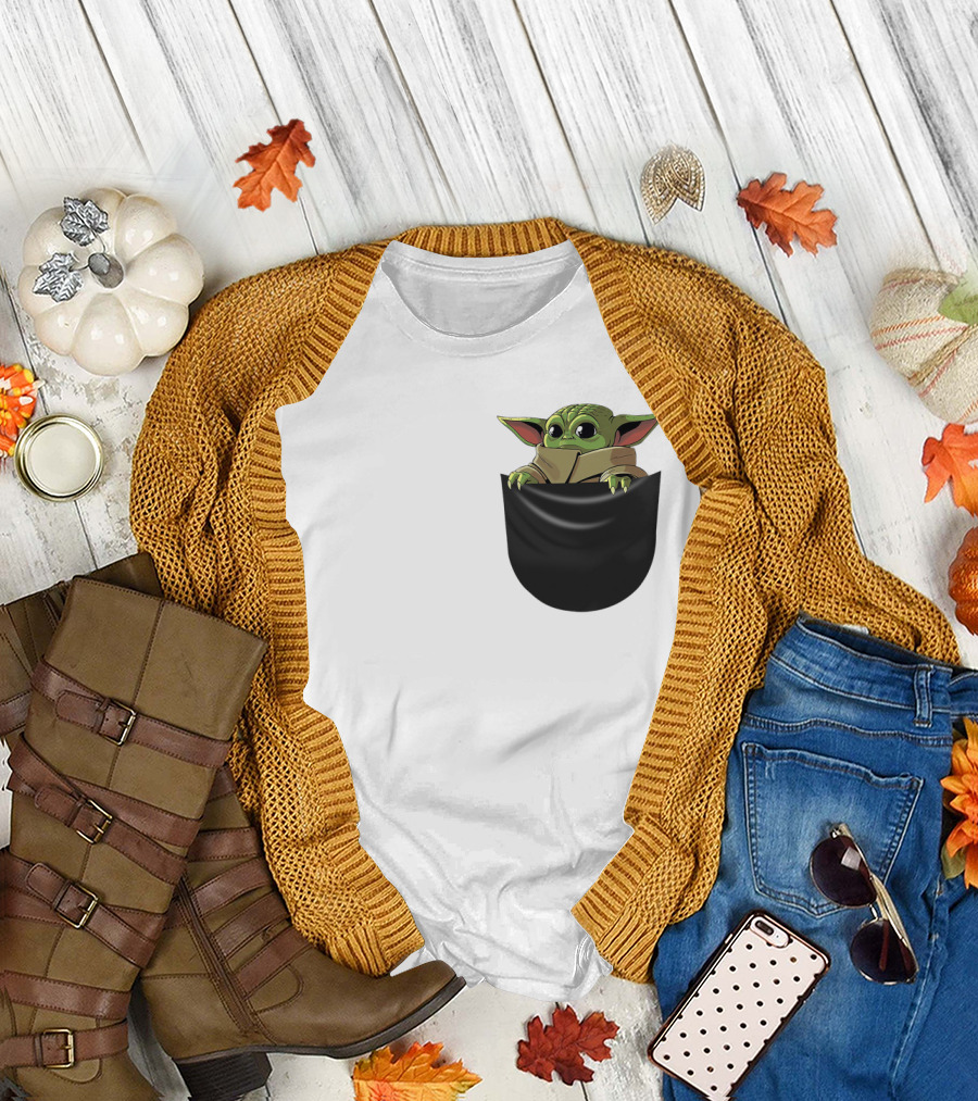 The Mandalorian Grogu Baby Yoda in Pocket Star Wars T-Shirt
