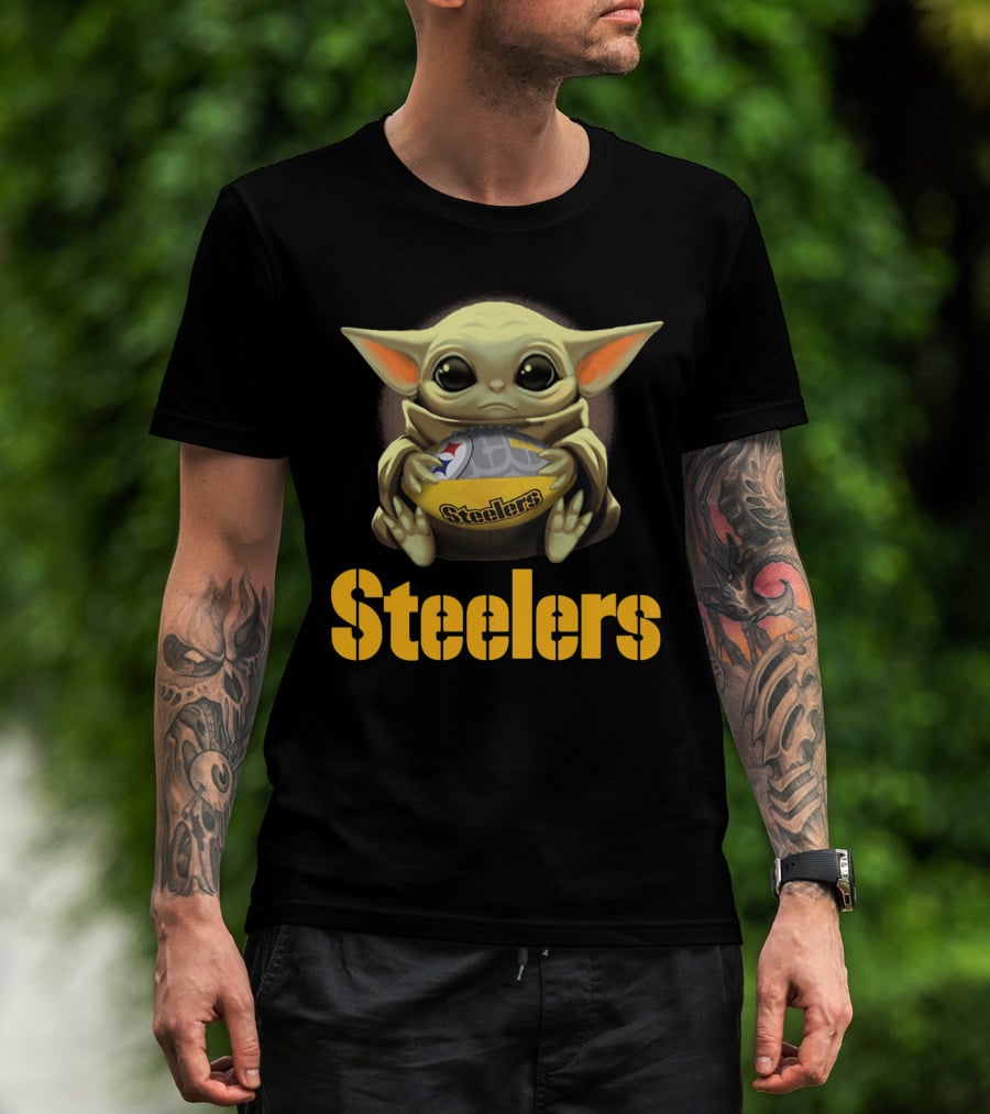 Baby Yoda Steelers Hug Football T-Shirt