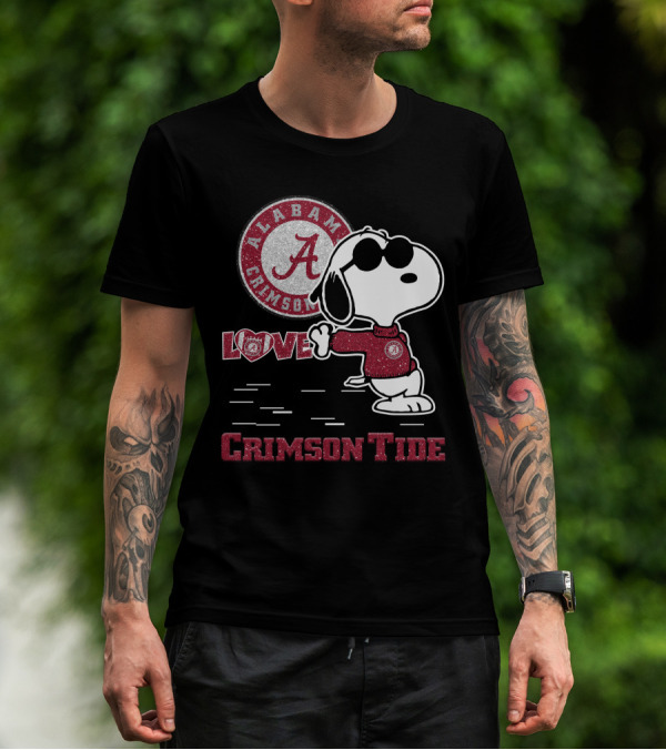 Snoopy Crimson Tide Alabama Love T-Shirt