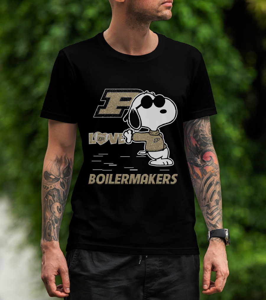 Snoopy Love Purdue Boilermakers P T-Shirt