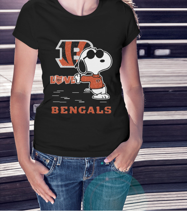 Snoopy Bengals Love Cincinnati Nfl Football Fans T-Shirt