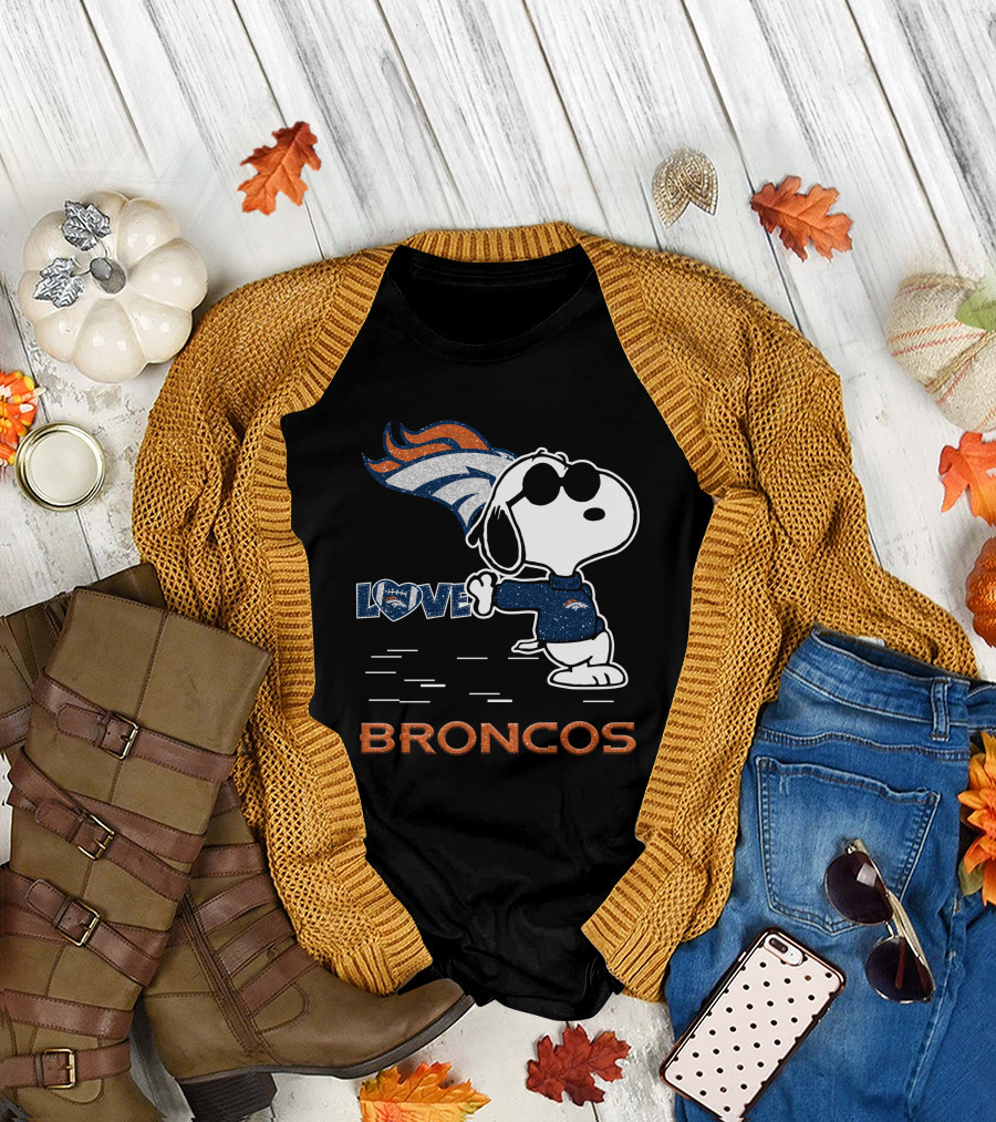 Snoopy Love Denver Broncos Nfl Fans T-Shirt
