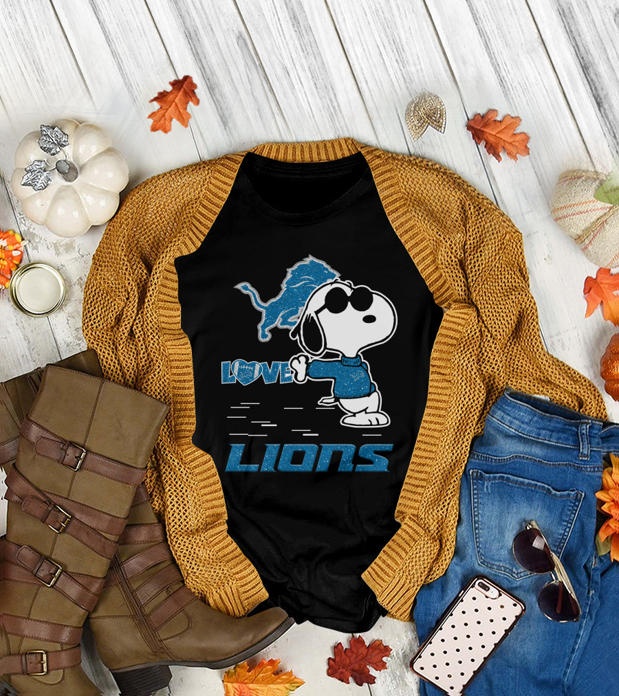 Snoopy Love Detroit Lions Nfl Football Fans T-Shirt