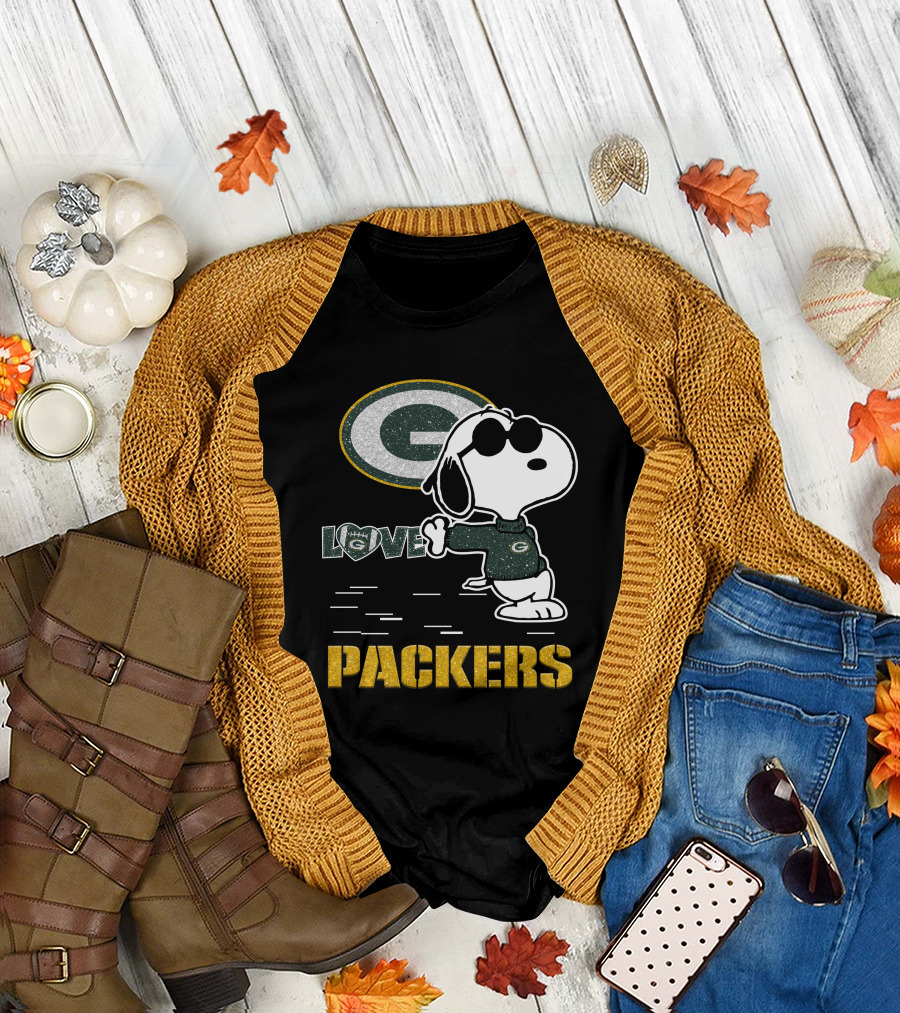 Snoopy Love Green Bay Packers Nfl Football Fans T-Shirt