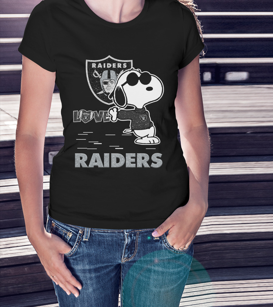Snoopy Love Raiders Las Vegas Raiders NFL Football T-Shirt