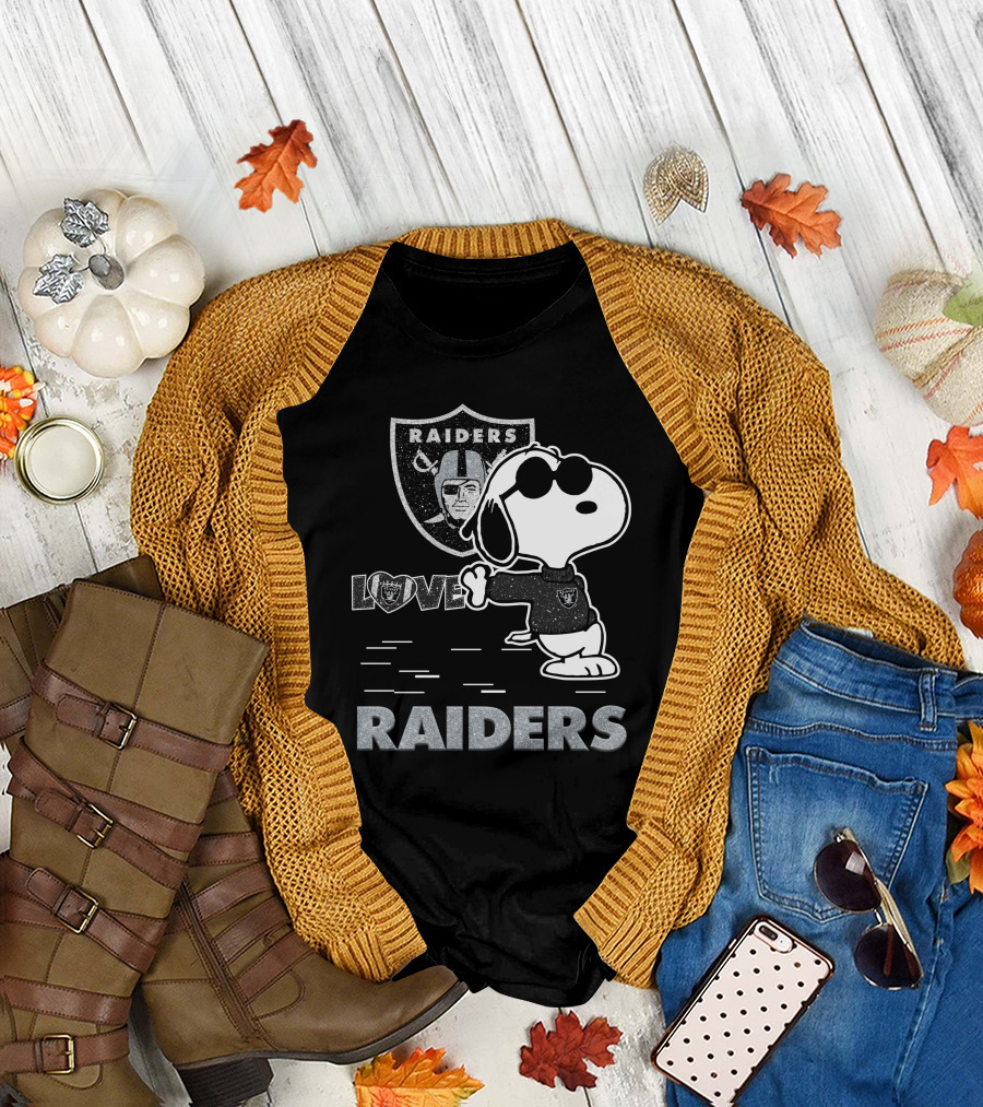 Snoopy Love Raiders Las Vegas Raiders NFL Football T-Shirt
