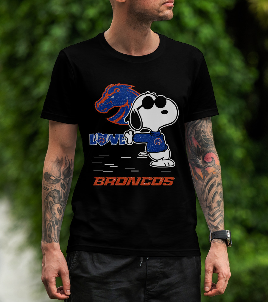 Snoopy Love Boise State Broncos Football Mascot T-Shirt