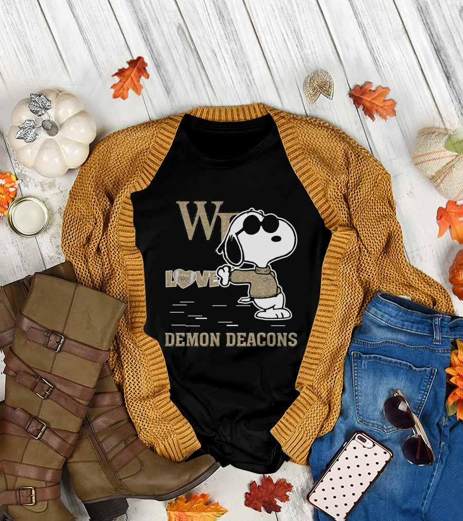 Snoopy Love Wake Forest Demon Deacons WD T-Shirt