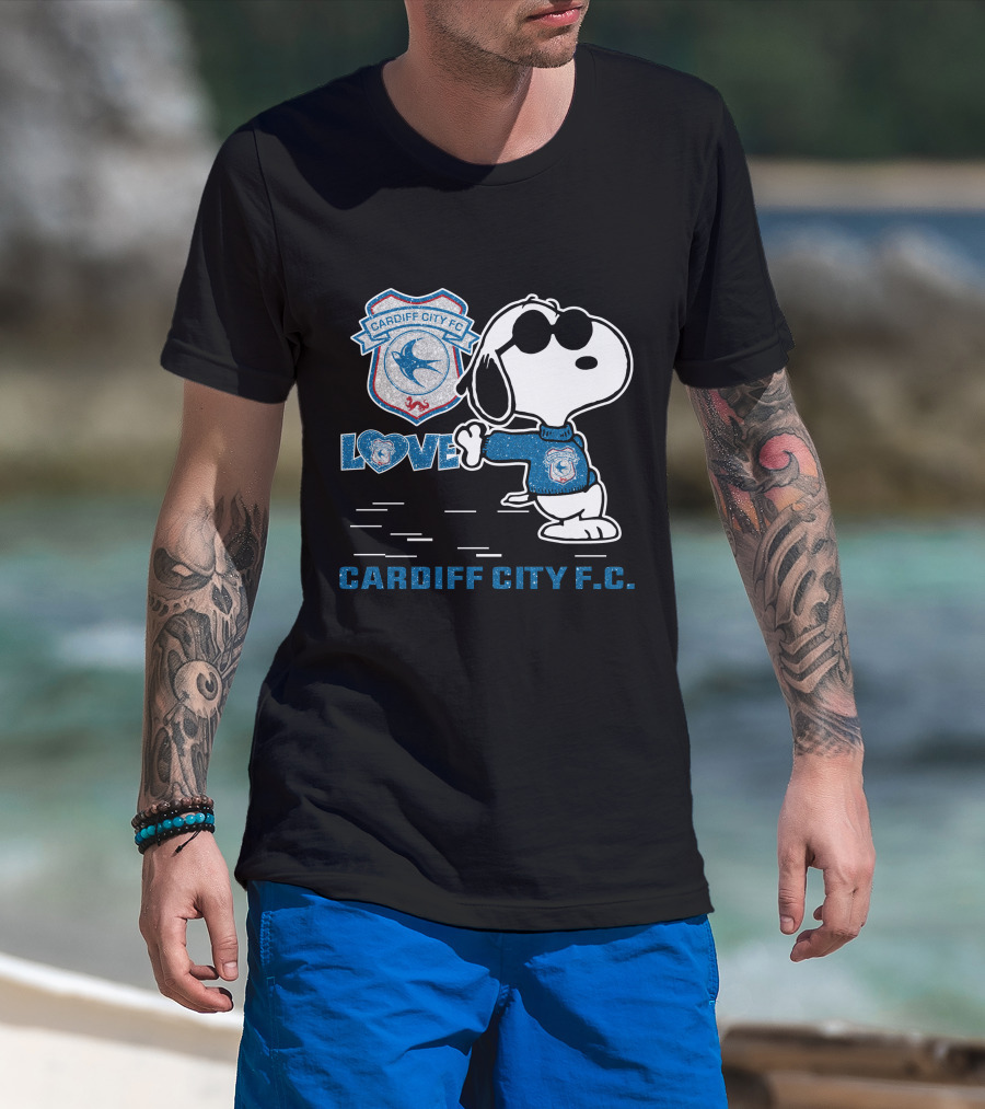 Snoopy Love Cardiff City F.c. T-Shirt