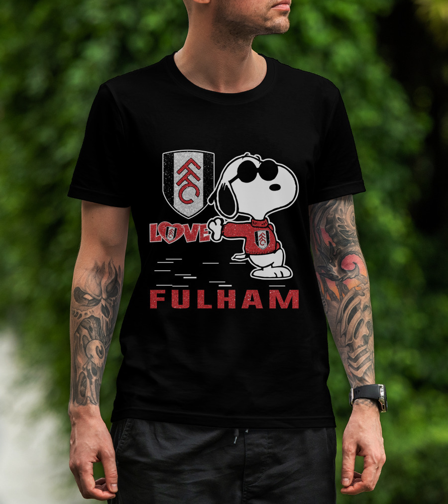 Snoopy Love Fulham Fc Fans Peanuts Football Club Spirit T-Shirt