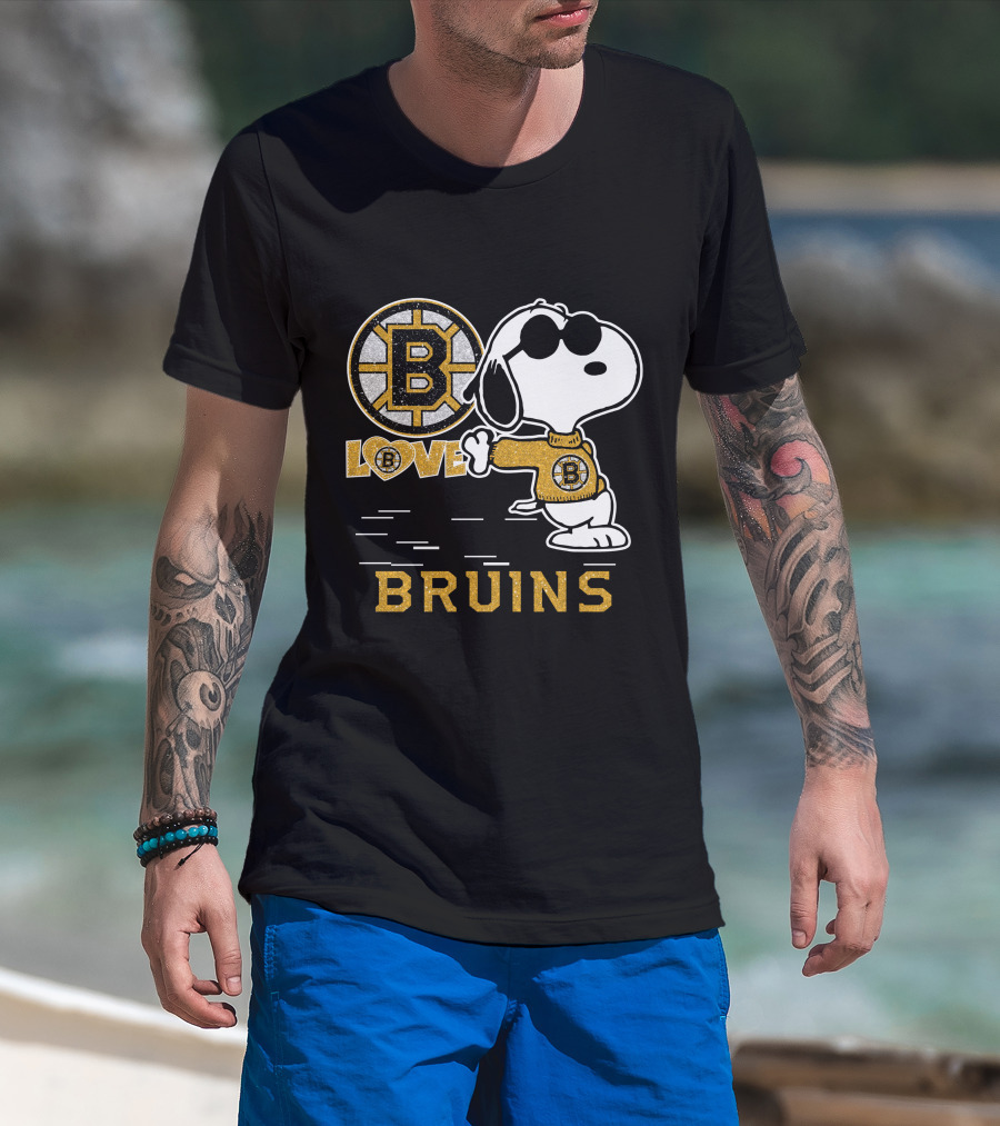 Snoopy Love Bruins Boston T-Shirt