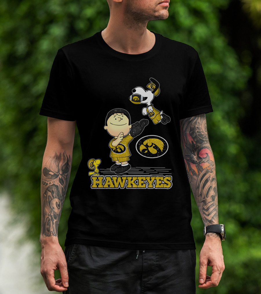 Snoopy And Woodstock Support Iowa Hawkeyes Football With Peanuts T-Shirt