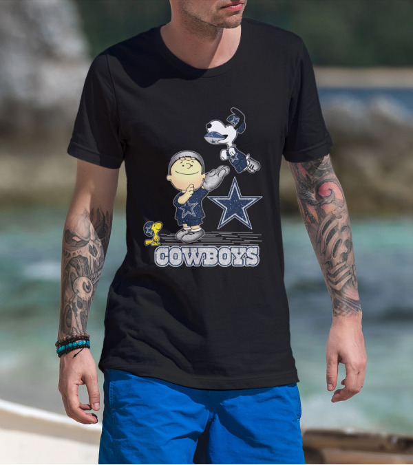 Snoopy Dallas Cowboys Football Star Fan T-Shirt