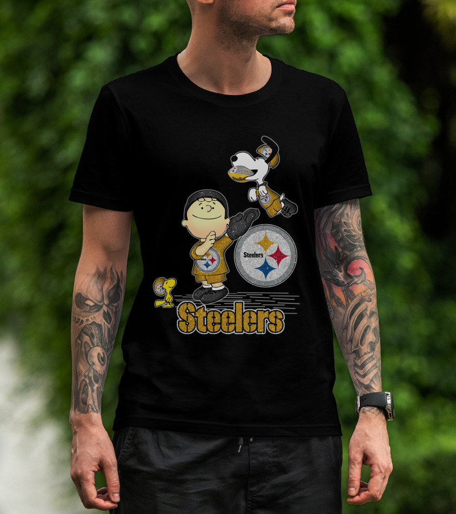 Snoopy Steelers Football Peanuts Characters Love Pittsburgh Steelers T-Shirt