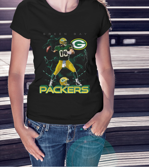 Green Bay Packers Quarterback Action And Helmet T-Shirt