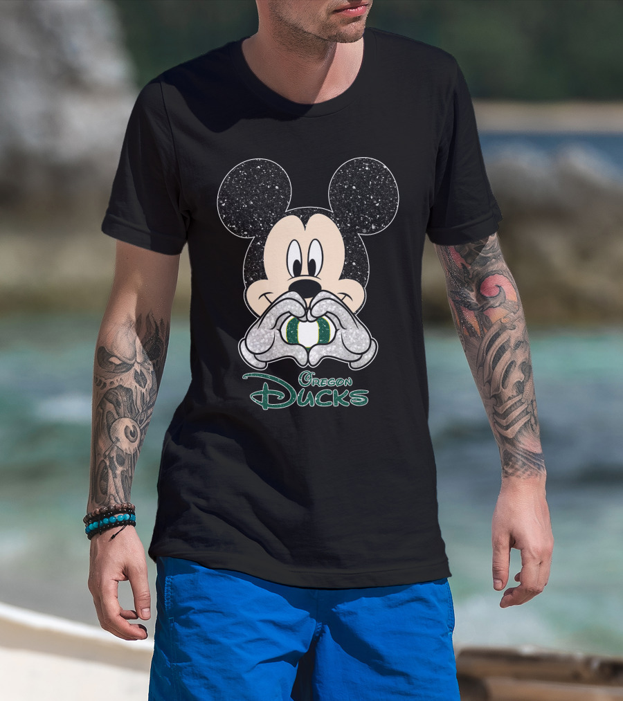 Mickey Mouse Oregon Ducks Heart Hands T-Shirt