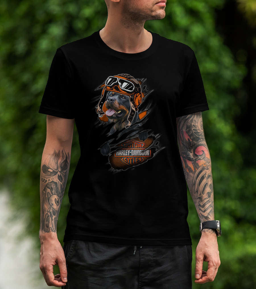 Rottweiler Wearing Biker Helmet Harley Davidson Motor Cycles T-Shirt