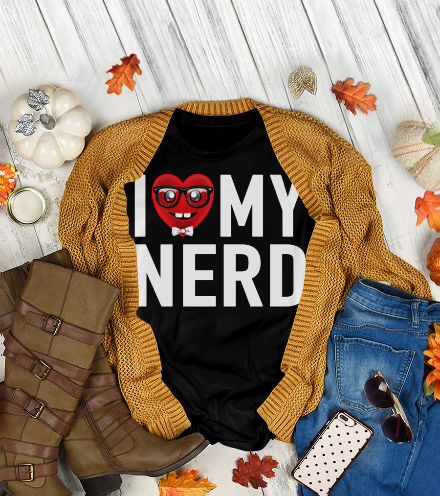 I Love My Nerd Heart Glasses Bow Tie T-Shirt