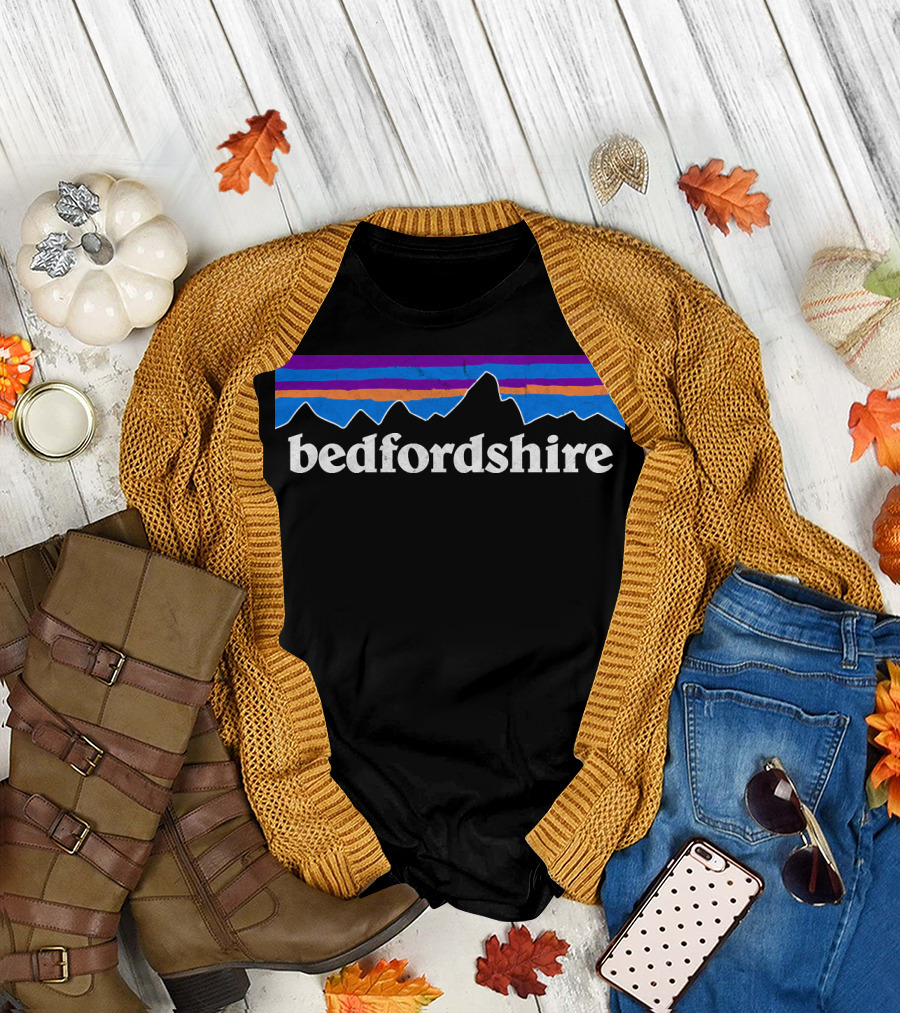 bedfordshire Retro Mountain Silhouette Stripes T-Shirt