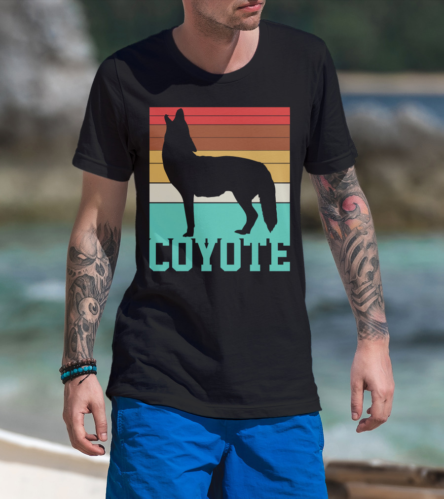 Coyote Retro Silhouette Striped Sunset Motif T-Shirt