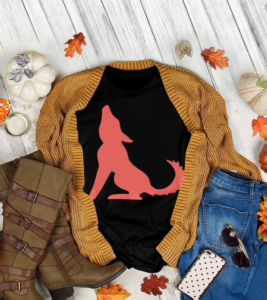 Coyote Howling Silhouette in Coral T-Shirt
