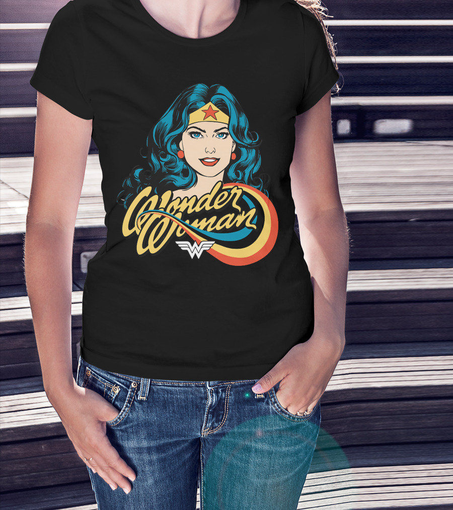 Wonder Woman Retro Style With Classic T-Shirt